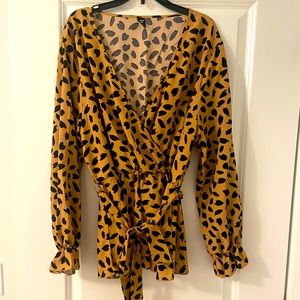 Long sleeve cheetah blouse tie at the waist